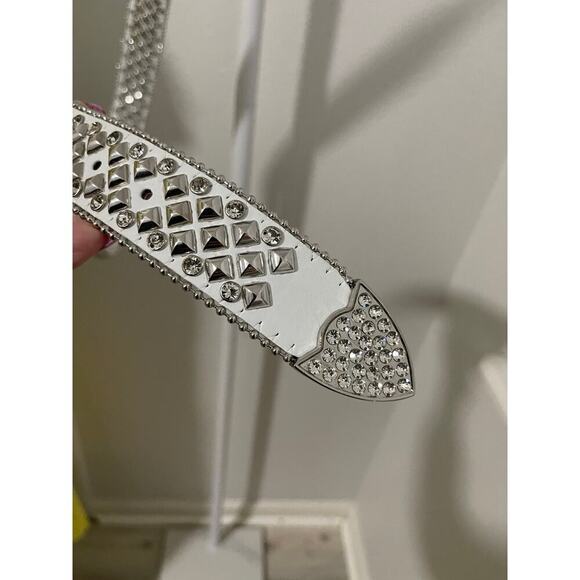 White and Silver Studded Belt - Picture 5 of 5